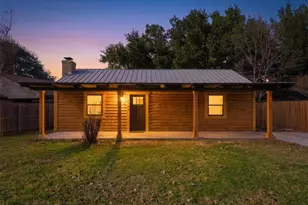 4522 Robin Ct, Granbury, TX 76049 - Photo 1