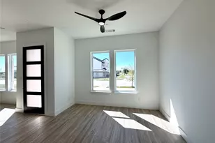 8902 Lowell St, Rowlett, TX 75089 - Photo 5