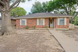 1515 Blackwell Dr, Irving, TX 75061 - Photo 1