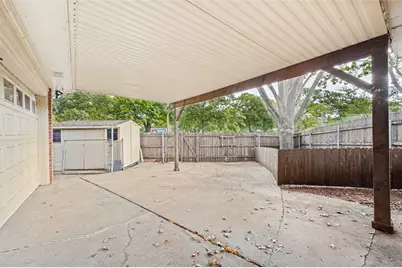 1515 Blackwell Drive, Irving, TX 75061 - Photo 17