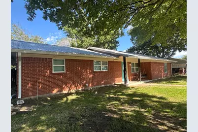 106 California Street, Saint Jo, TX 76265 - Photo 3