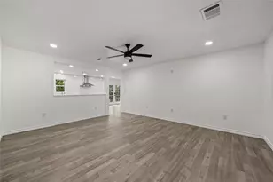 726 Gaywood Dr, Woodway, TX 76712 - Photo 13