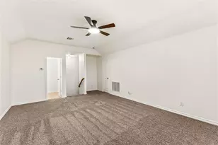 401 Hidden Knoll Dr, Burleson, TX 76028 - Photo 23