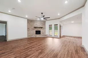 3820 Lakeshore Dr, Reno, TX 75462 - Photo 3