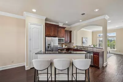4085 Winsor Drive, Farmers Branch, TX 75244 - Photo 9