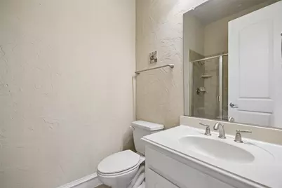 4085 Winsor Drive, Farmers Branch, TX 75244 - Photo 19