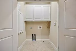 4085 Winsor Dr, Farmers Branch, TX 75244 - Photo 29
