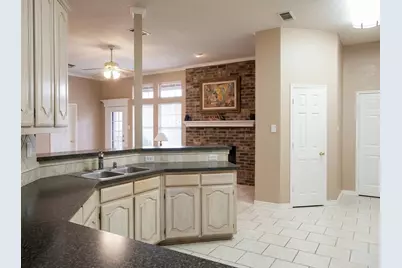 2306 Summit Drive, McKinney, TX 75071 - Photo 7