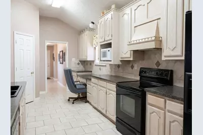2306 Summit Drive, McKinney, TX 75071 - Photo 9