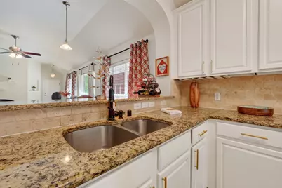 6105 Cheyenne Drive, The Colony, TX 75056 - Photo 11