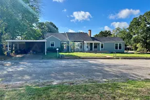 603 W Cedar St, Nocona, TX 76255 - Photo 13