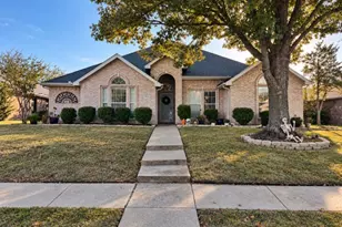 8813 Pheasant Run Dr, Rowlett, TX 75089 - Photo 1