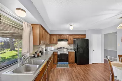 2010 Statler Drive, Carrollton, TX 75007 - Photo 9