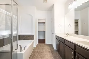 2012 Michelle Creek Dr, Little Elm, TX 75068 - Photo 11