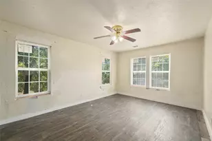 3823 Dempster Ave, Cockrell Hill, TX 75211 - Photo 31