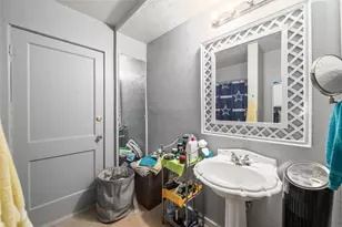 3823 Dempster Ave, Cockrell Hill, TX 75211 - Photo 25