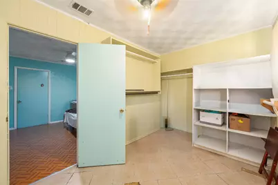 3823 Dempster Avenue, Cockrell Hill, TX 75211 - Photo 19