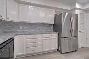 3121 Willowbrook Ct, Garland, TX 75044 - Photo 11