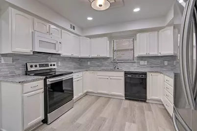3121 Willowbrook Court, Garland, TX 75044 - Photo 9
