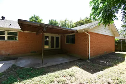 1015 Mitchell Road, Irving, TX 75060 - Photo 29