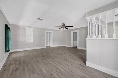 2415 W Collin Street, Corsicana, TX 75110 - Photo 7