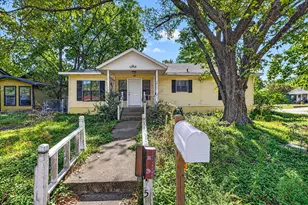 2415 W Collin St, Corsicana, TX 75110 - Photo 1