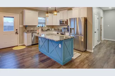 504 S Poplar Street, Leonard, TX 75452 - Photo 3