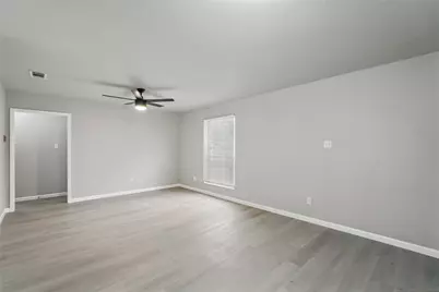 844 Potomac Drive, Lancaster, TX 75134 - Photo 3