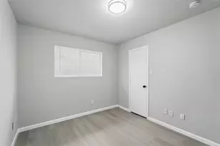 921 Potomac Dr, Lancaster, TX 75134 - Photo 17