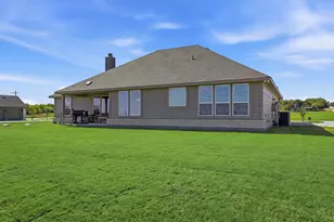 60 Roosevelt Ln, Valley View, TX 76272 - Photo 35