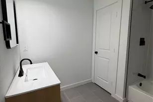 419 S Bond Ave, Dallas, TX 75211 - Photo 5