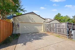 5825 Preston Valley Dr, Dallas, TX 75240 - Photo 35