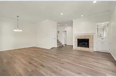 5825 Preston Valley Drive, Dallas, TX 75240 - Photo 11
