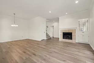 5825 Preston Valley Dr, Dallas, TX 75240 - Photo 11