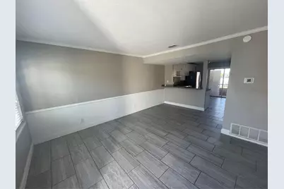 115 W Doyle Street, Granbury, TX 76048 - Photo 3