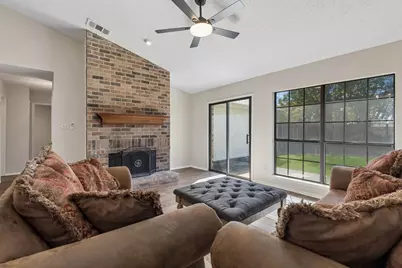 1805 Creekside Court, Garland, TX 75040 - Photo 15