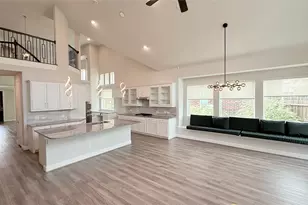 315 Chandan Wy, Irving, TX 75063 - Photo 5