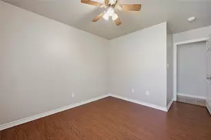 113 W Wilson Ave, Sherman, TX 75090 - Photo 11