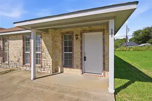 113 W Wilson Ave, Sherman, TX 75090 - Photo 3