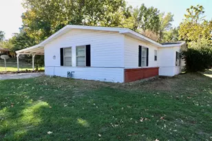 2490 Beverly Dr, Paris, TX 75460 - Photo 3