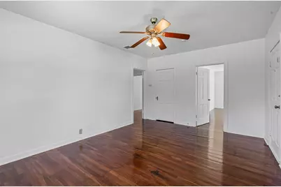 720 E Walnut Street, Hillsboro, TX 76645 - Photo 9