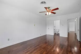 720 E Walnut St, Hillsboro, TX 76645 - Photo 25