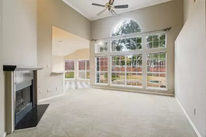 300 Black Rock Court, Irving, TX 75063 - Photo 9