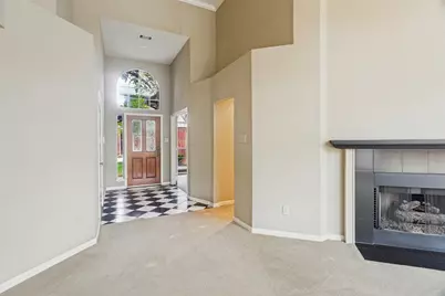 300 Black Rock Court, Irving, TX 75063 - Photo 5