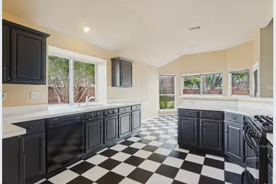 300 Black Rock Court, Irving, TX 75063 - Photo 13