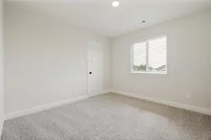 303 Sam Dr, Hillsboro, TX 76645 - Photo 15