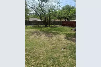 1207 Pebble Street, Bowie, TX 76230 - Photo 5