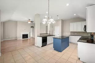 7363 Estela, Grand Prairie, TX 75054 - Photo 11