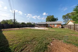1610 W Plummer St, Eastland, TX 76448 - Photo 31