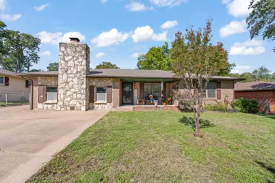 1212 Briarwood Drive, Cleburne, TX 76033 - Photo 1
